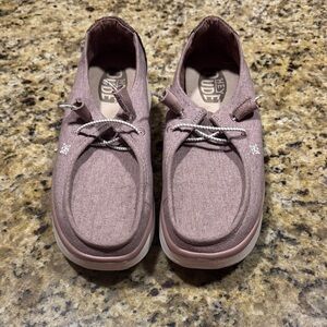 Hey Dude Women's Sneakers in Dusty Pink